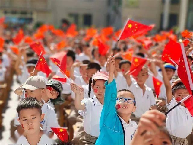 周口市禁毒办开展禁毒宣传进企业活动